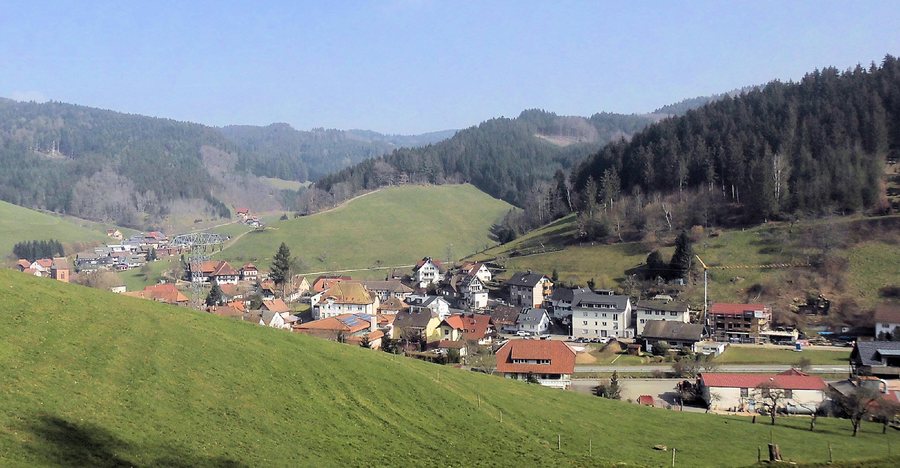 File:Mühlenbach (Schwarzwald).jpg